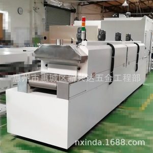 工業(yè)烤箱_廠家直銷隧道爐絲印爐柜式電熱爐工業(yè)電熱。