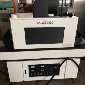 烘干固化設(shè)備_二手UV機(jī)立式雙燈UV機(jī)UV膠水光固化機(jī)二手UV機(jī)低價(jià)出售。